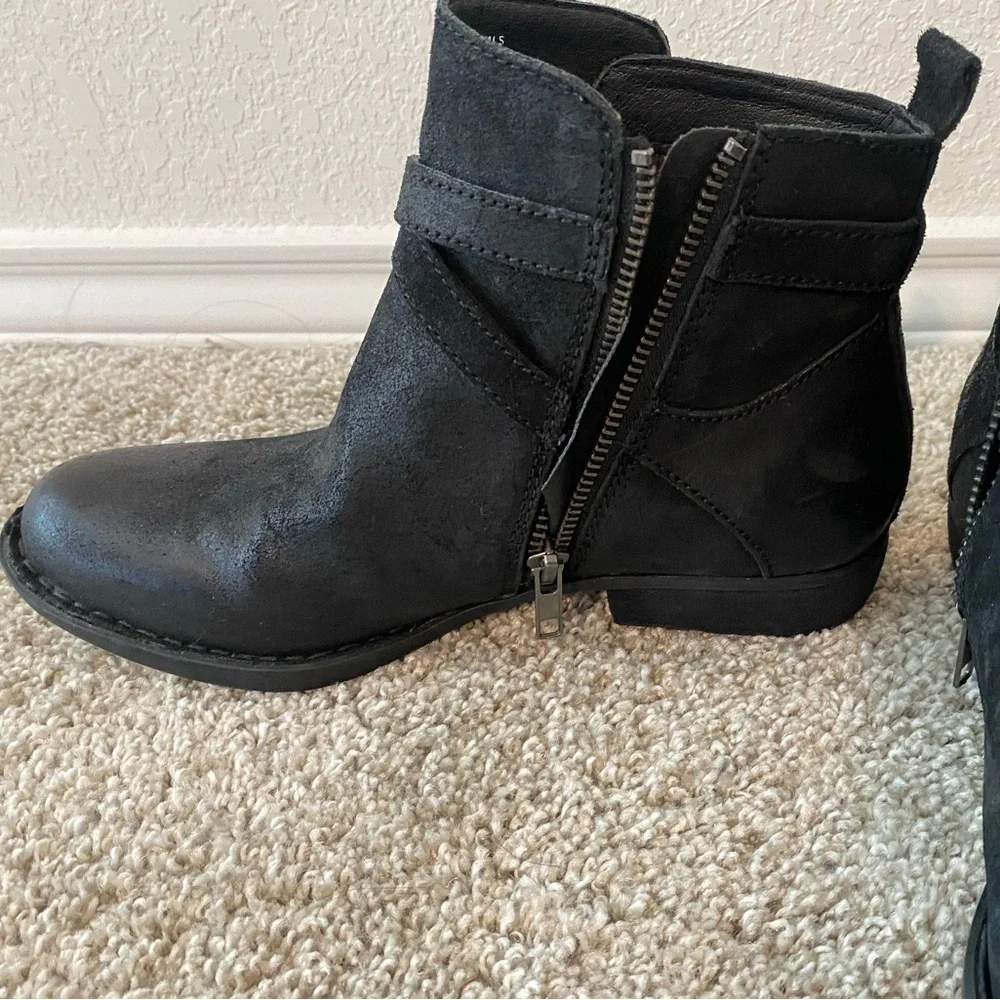 Born black booties - Picture 3 of 4